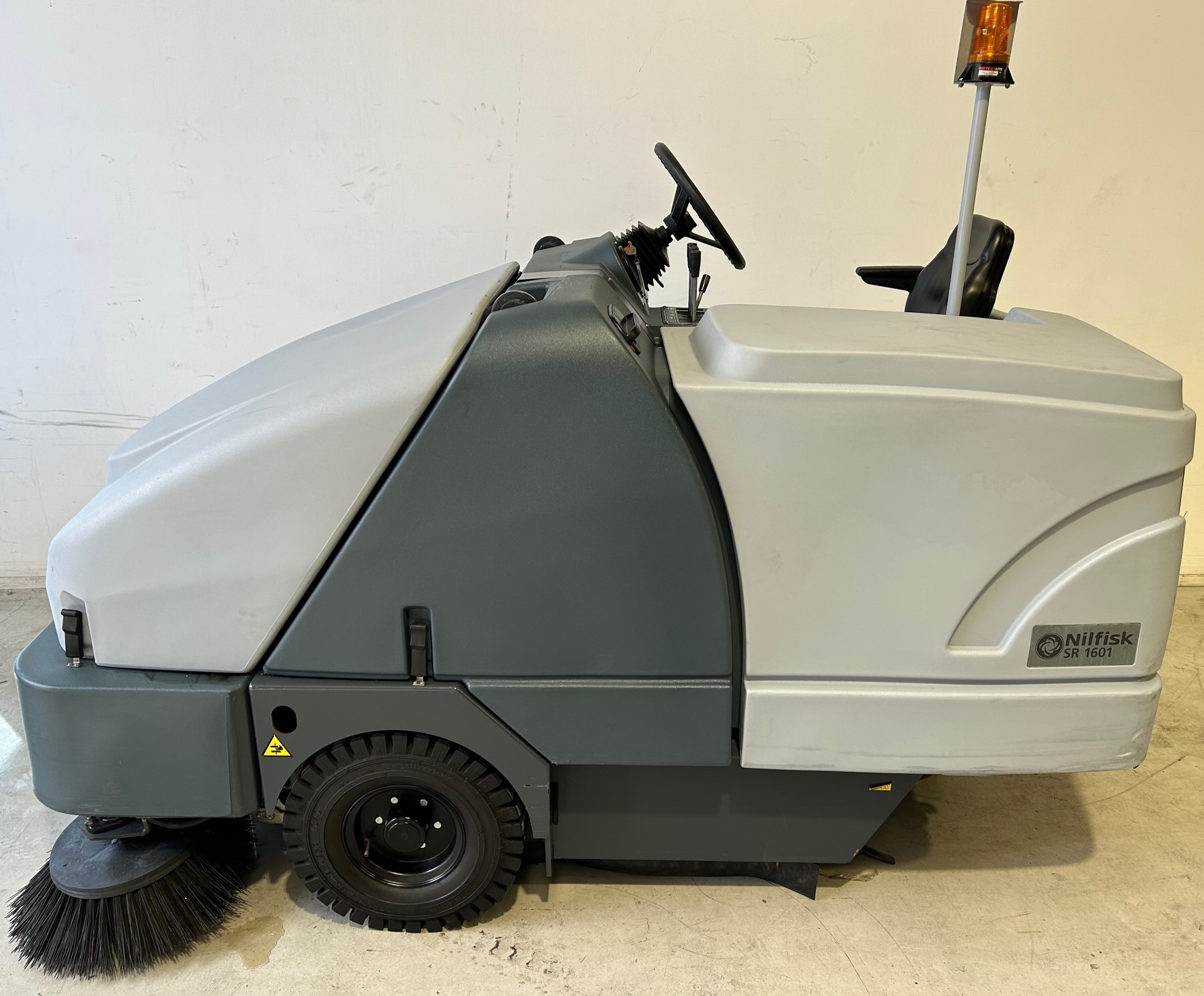 Floor Sweepers - Aspel Cleaning Equipment